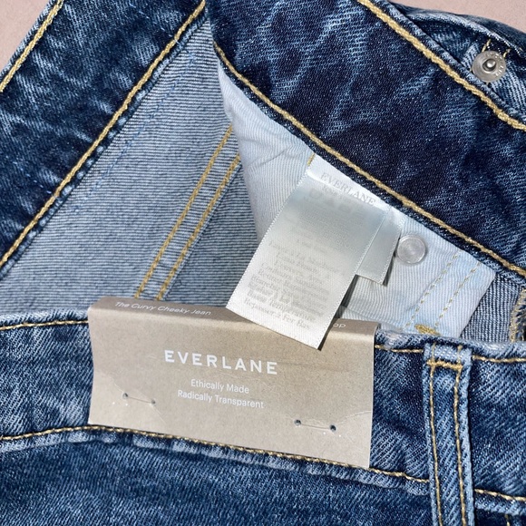 NWT Everlane The Curvy Cheeky Crop Jeans Size 30 - Picture 10 of 10